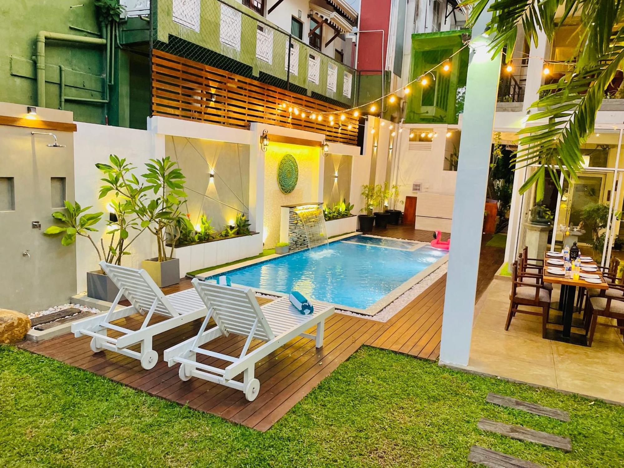 8 Plus Motels Negombo Eksteriør bilde
