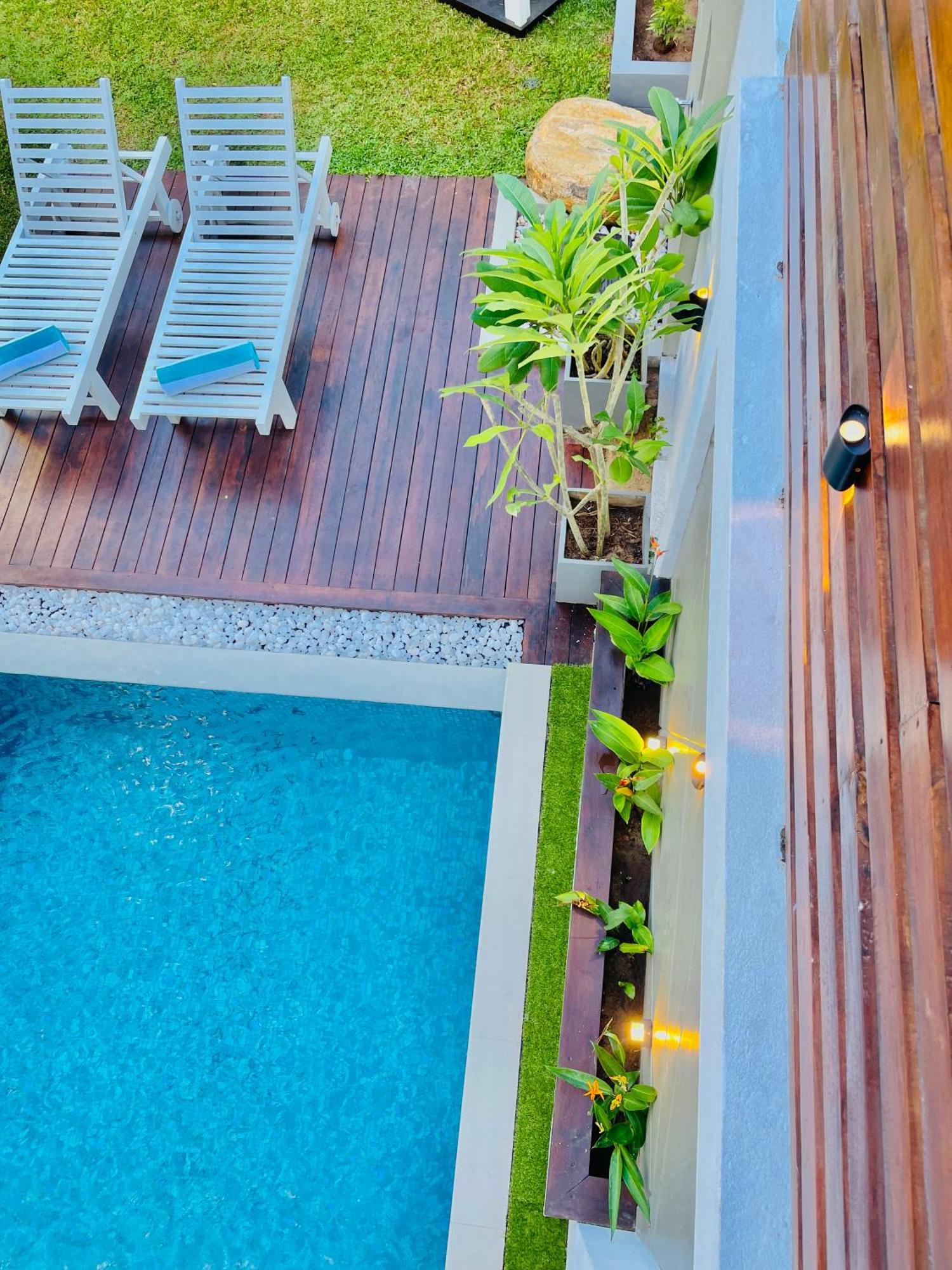 8 Plus Motels Negombo Eksteriør bilde