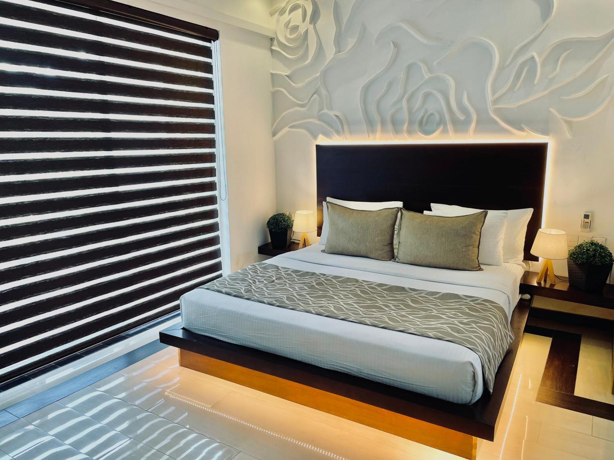 8 Plus Motels Negombo Eksteriør bilde