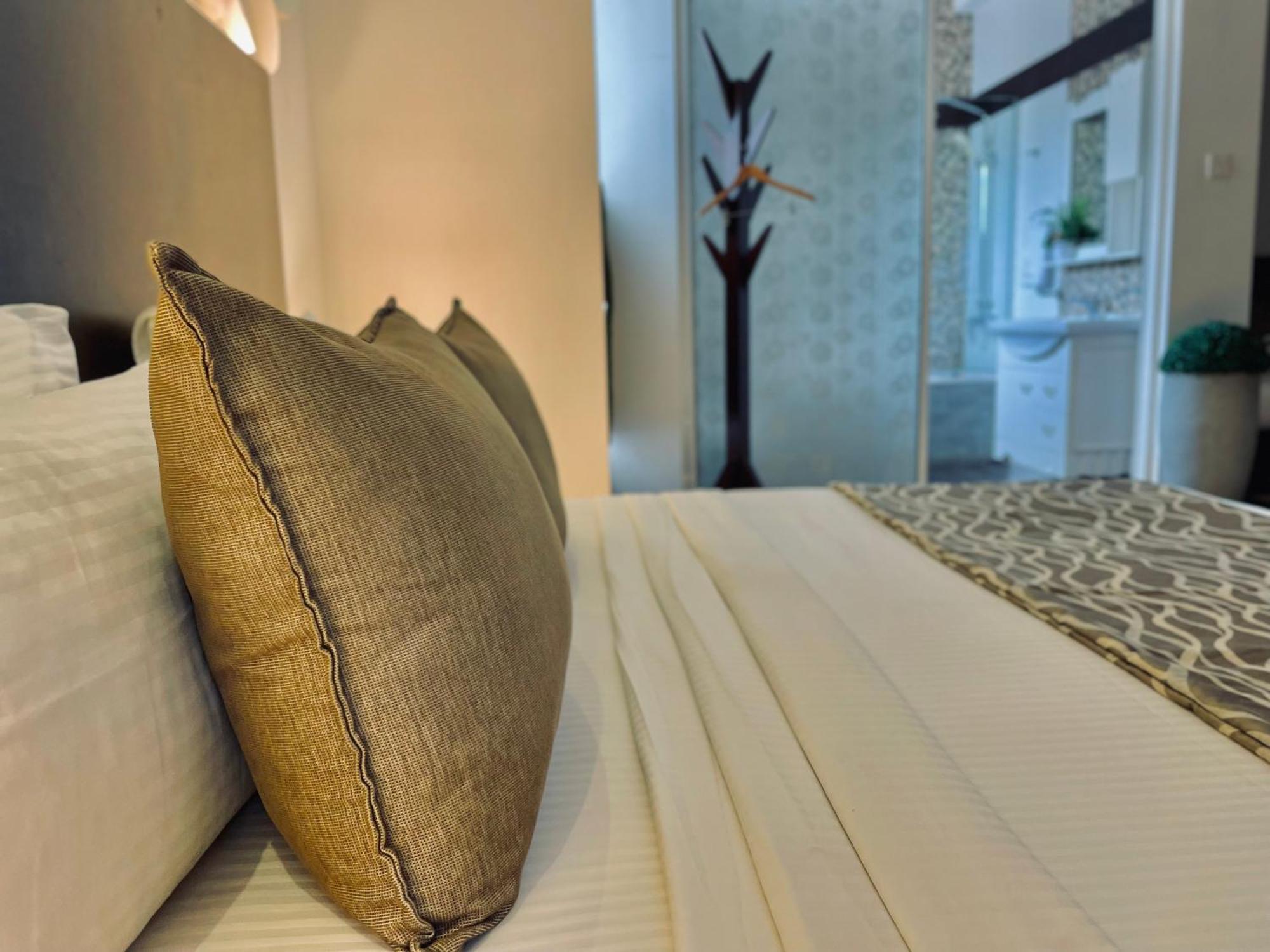 8 Plus Motels Negombo Eksteriør bilde