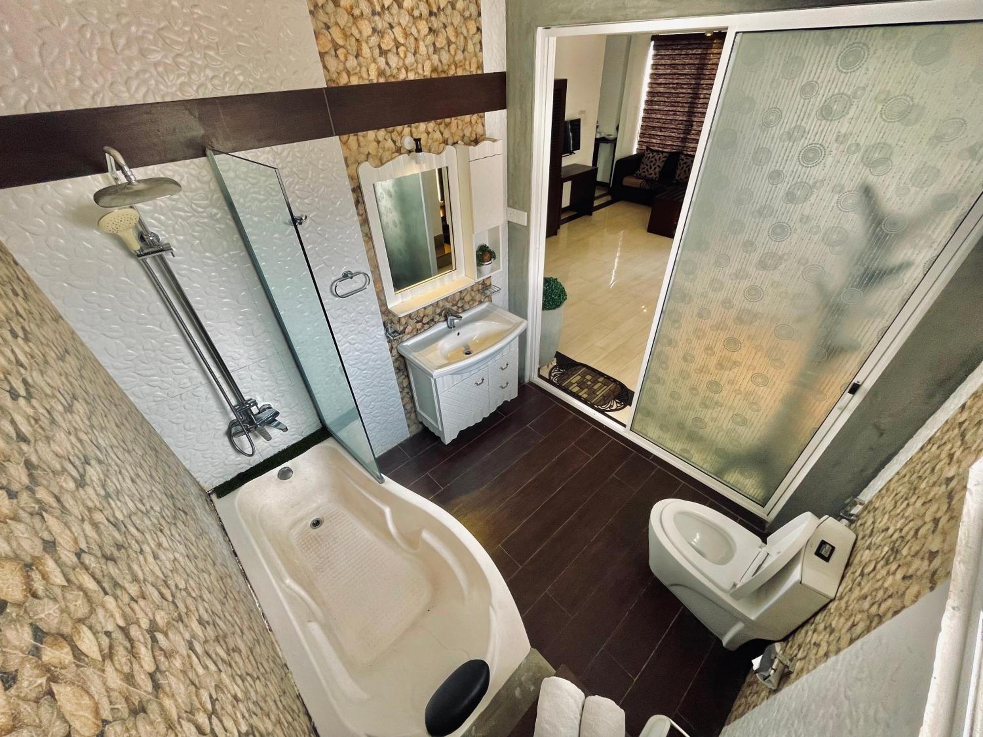 8 Plus Motels Negombo Eksteriør bilde